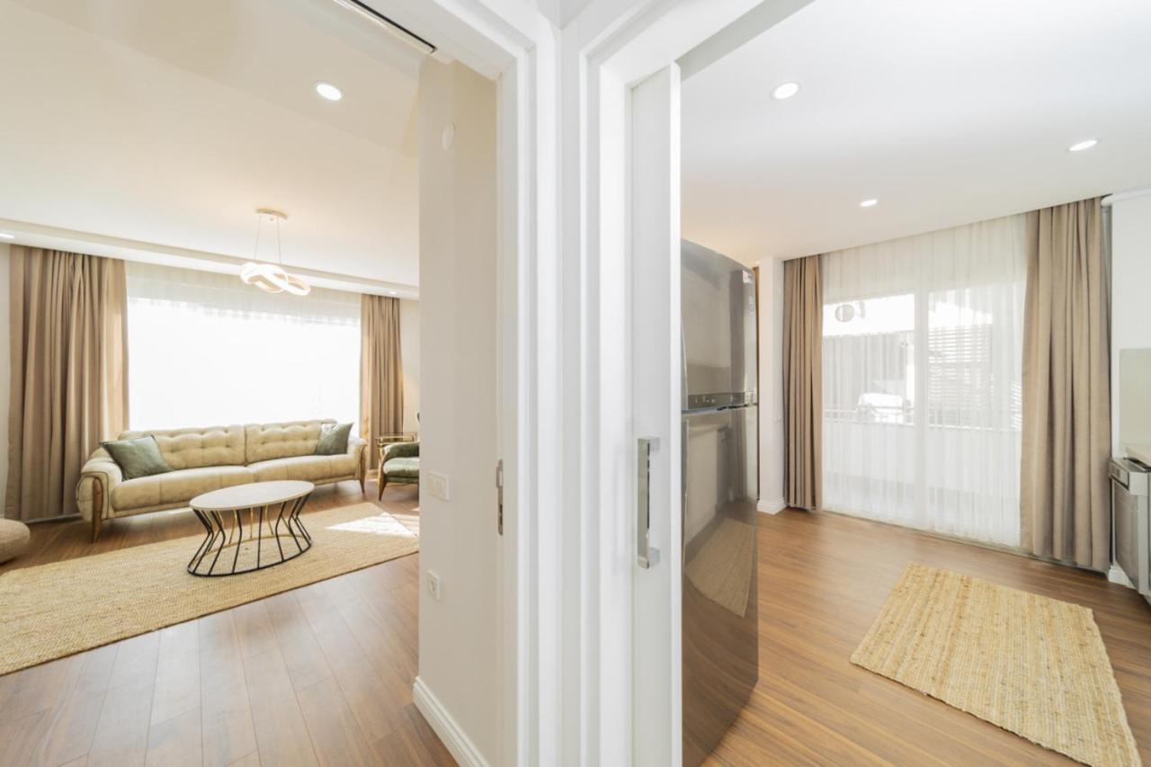 Apartamento Central Flat With Balcony Near Sea In Muratpasa Antalya Exterior foto